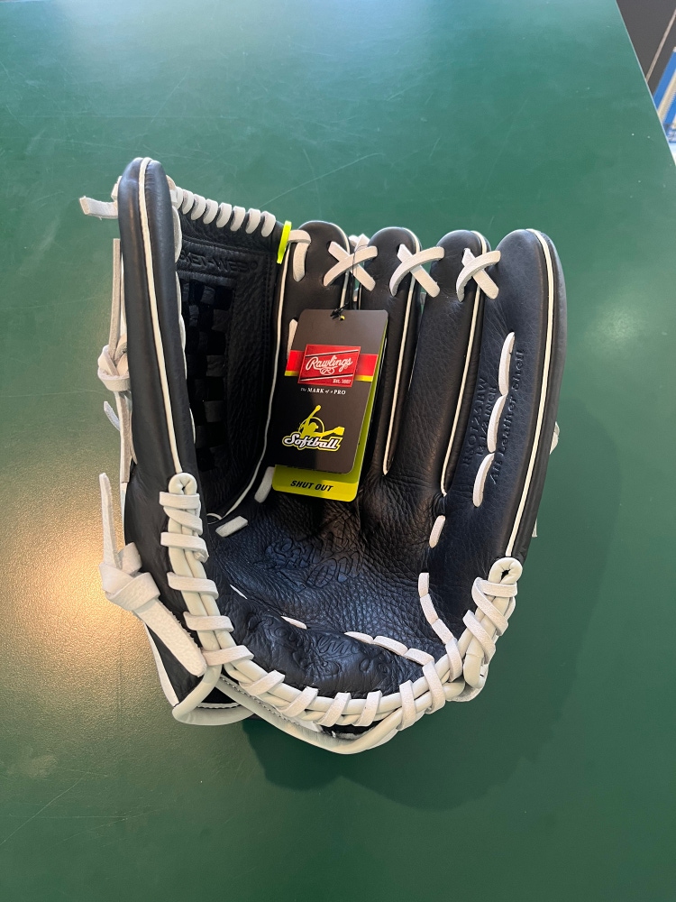 New Rawlings Shutout Series Fastpitch Right Hand Throw 12.5” Glove