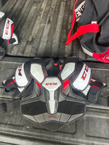 New Large CCM  JetSpeed FT4 Pro Shoulder Pads