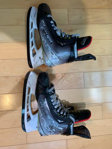 Intermediate Used Bauer Vapor Hyperlite Hockey Skates Size 7 Fit 2