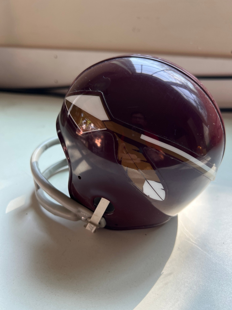 Washington Redskins Riddell Replica Mini Helmet, 1966-1969