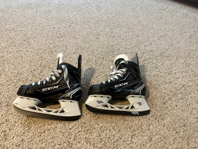 Youth Size 12 CCM Ribcor 70K Skates