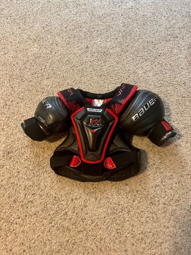 Junior Small Bauer Vapor 1X Shoulder Pads