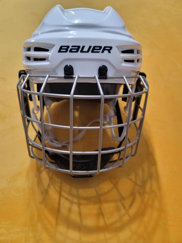 Used Medium Bauer IMS 5.0 Helmet