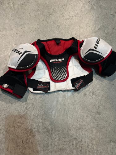 Used X-Small Bauer Vapor Lil Rookie Shoulder Pads