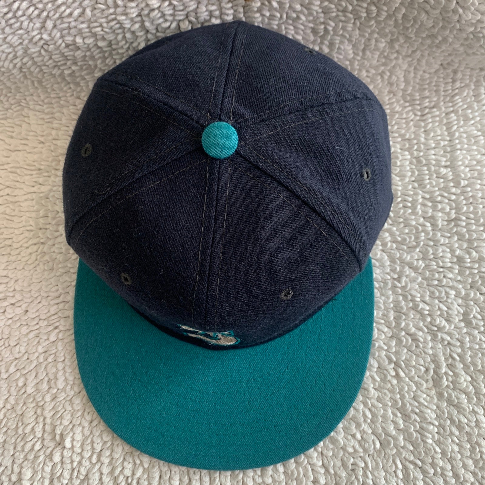 Vintage Seattle Mariners Fitted Hat Cap New Era Pro Model 100% Wool Size 7  5950