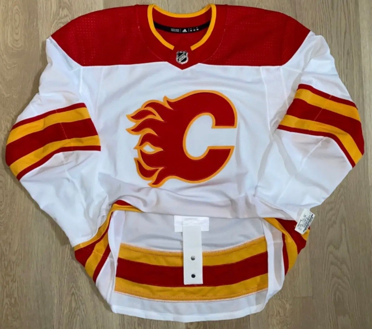 Adidas Calgary flames practice jersey Red