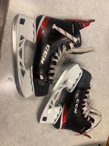 Used CCM Size 5.5 JetSpeed FT475 Hockey Skates