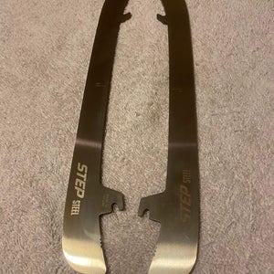 Step Steel Hockey ST Pro XS CCM Steel Runners 280 Brand New