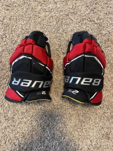 Bauer 12" Supreme 2S Gloves Black & Red