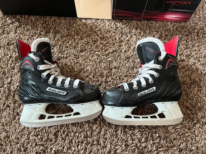 Youth Bauer Hockey Skates