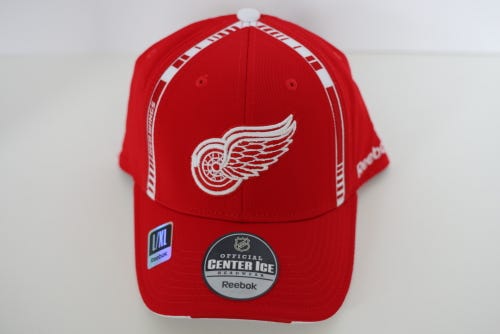 Reebok Center Ice - DETROIT RED WINGS L/XL FITTED
