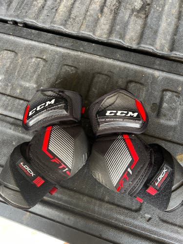 Used Large CCM  JetSpeed FT1 Elbow Pads