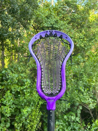 BN Pro-Strung Surgeon 900 Dyed Lavender to Purple Marble Fade
