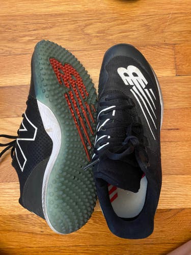 Used Size 8.5 (Women's 9.5) New Balance 4040v6