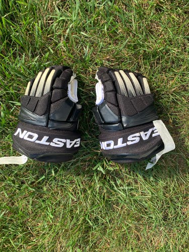 Easton 13" Mako Gloves