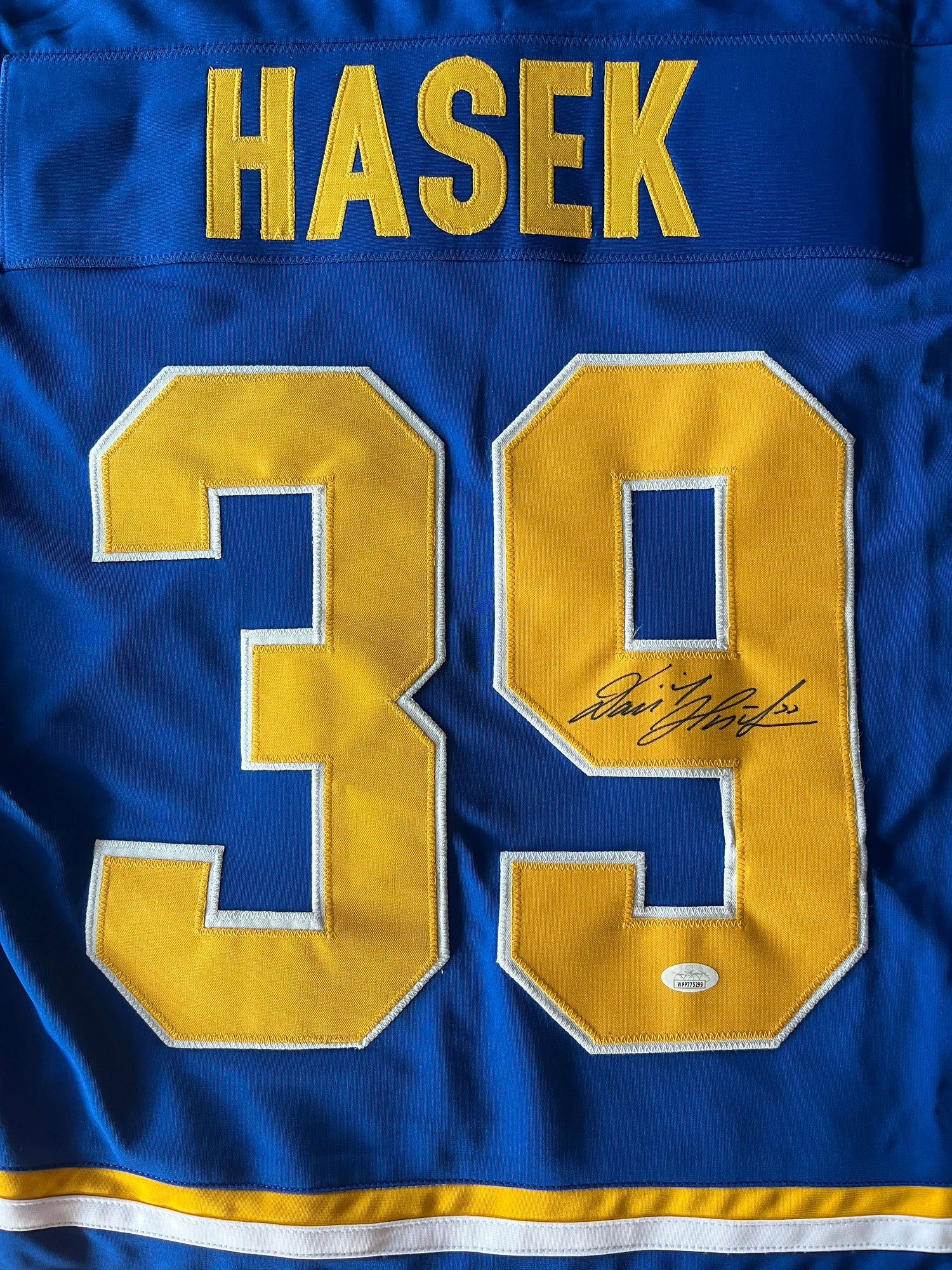 Dominik Hasek Autographed Buffalo Custom Blue Hockey Jersey - BAS