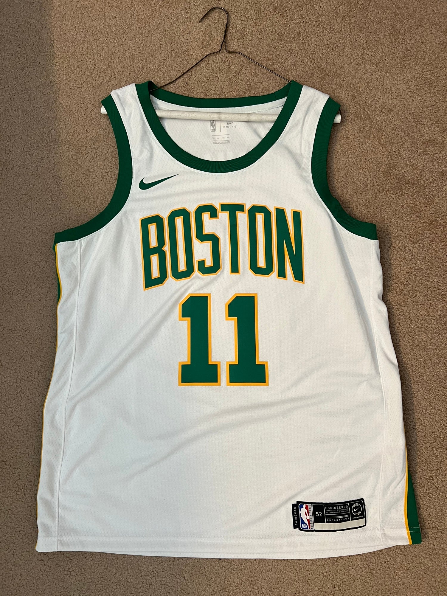 Fanatics NBA Boston Celtics White Jersey Kyrie Irving Men's Large Men Size  XL