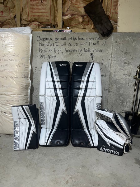 33+2" Regular Pro Stock V9 Pro Carbon Goalie Full Set
