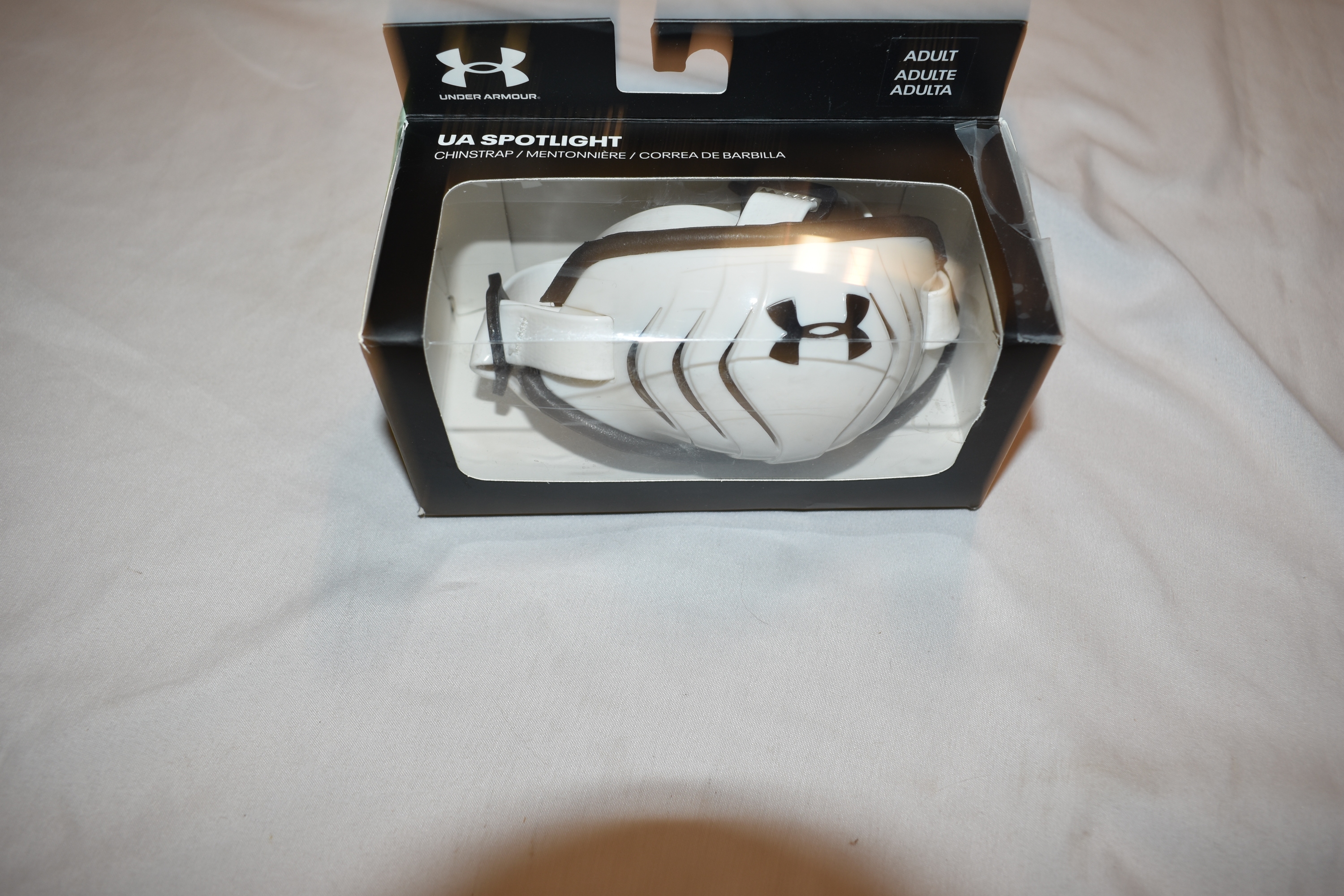Under Armour Spotlight Adult Chinstrap, White (open box)