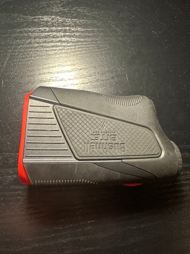 BushNell tour v5 Shift Rangefinder