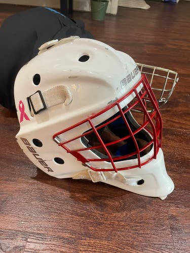 Used Bauer NME 8 Goalie Mask (Fit 2)