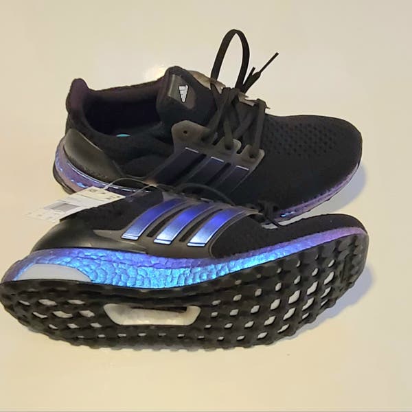 adidas gazelle silver green womens Adidas Men's UltraBoost 1.0 DNA Shoes