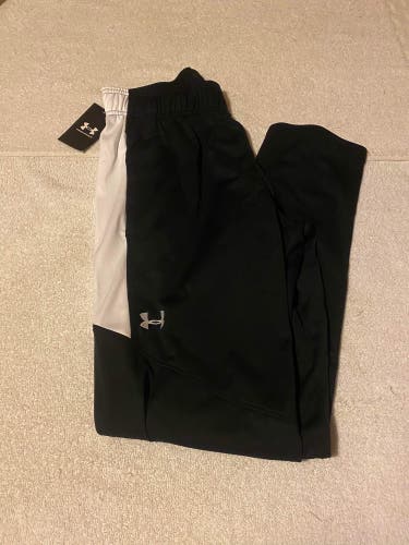 Under Armour Men’s Medium Black Track Pants New with Tags