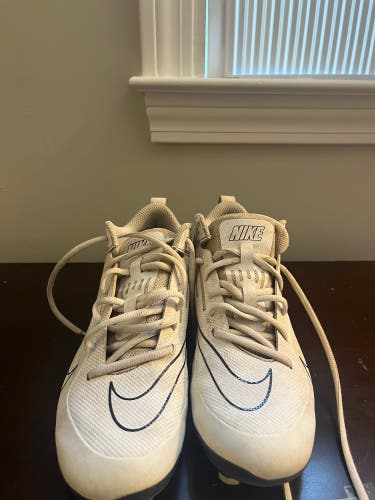 Nike lacrosse cleats