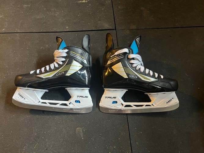 True Catalyst 5 hockey skates sz 8R