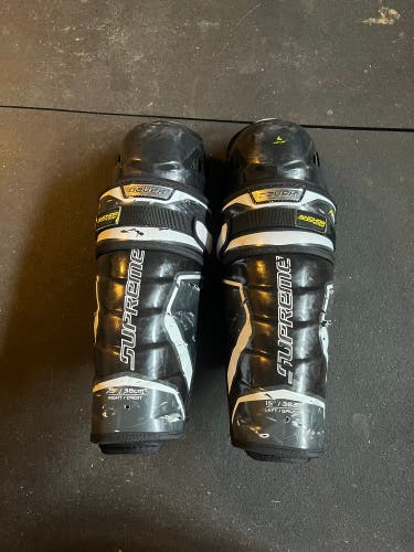 Used Bauer Supreme 2S Shin Pads
