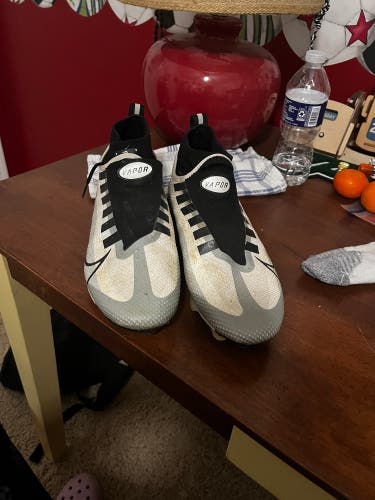 Lightly Used 9.5 Vapor Edge Pro 360 Cleats