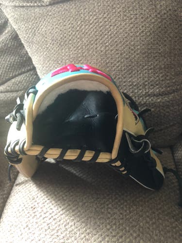Used 2021 Infield 12.25" Baseball Glove