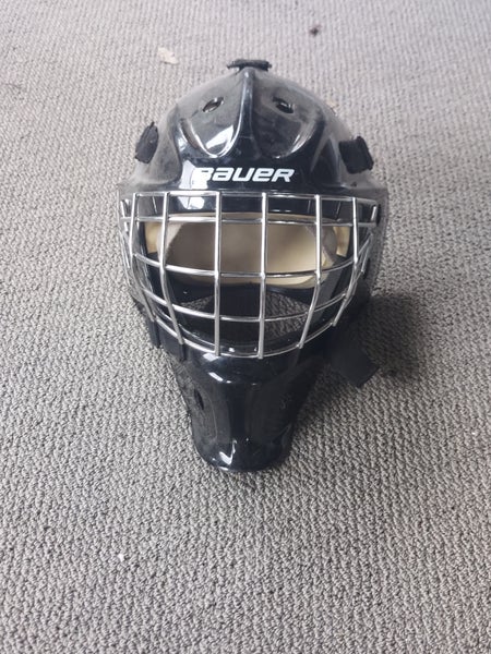 Senior Used Bauer goalie mask