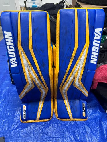 Used 34" Full Right Vaughn SLR3 Pro Carbon Goalie Full Set Pro Stock
