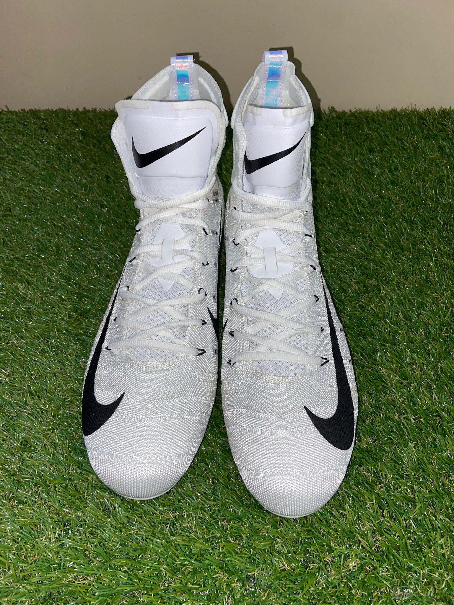 Nike Vapor Untouchable 3 Elite Flyknit White Cleats Men