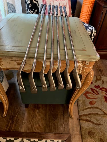 Used Left handed Junior Ping Eye 2 Blue Dot Iron Set with K-Shaft