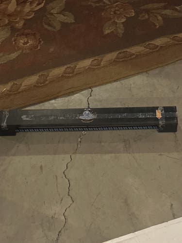 Hockey Puck rebounder