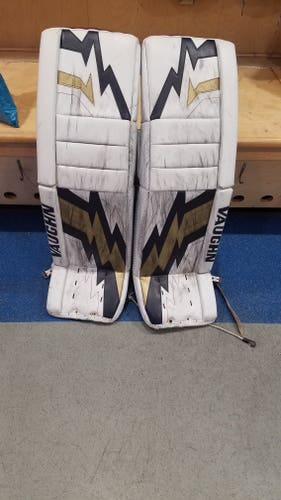 Used 36" Vaughn Velocity V9 Goalie Leg Pads