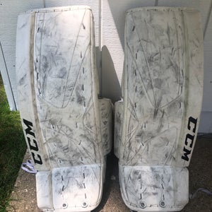 30" CCM  Revolution 577 Goalie Leg Pads