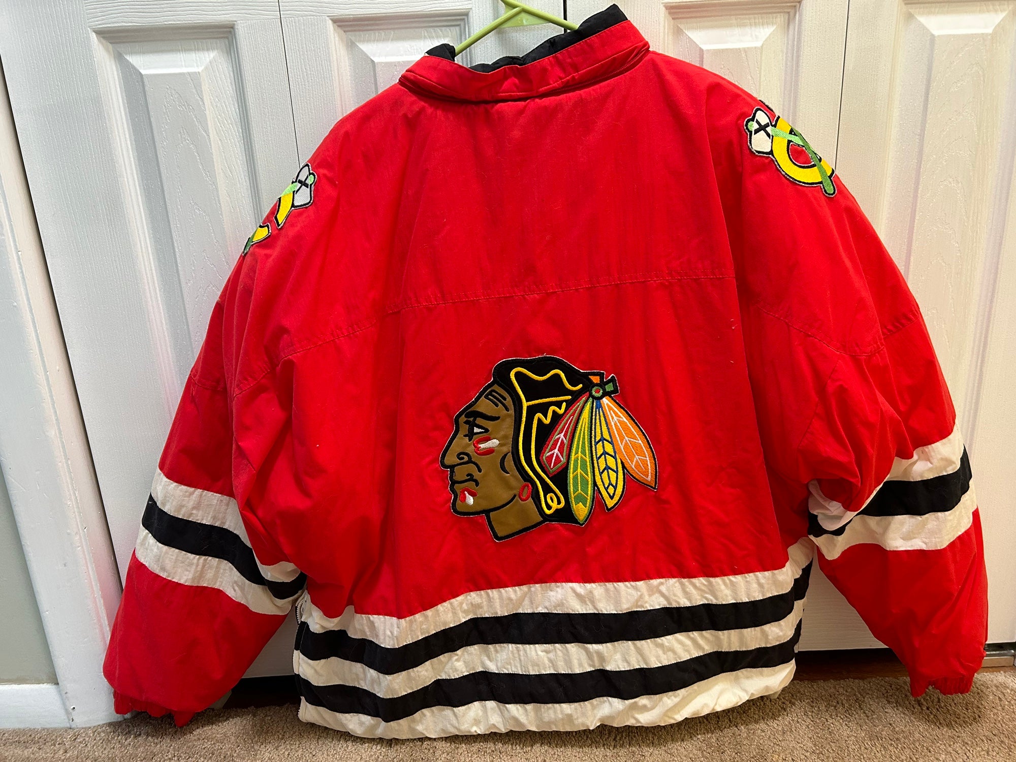 Vintage Chicago Blackhawks Starter Puffer Jacket Size XL Big Logo 90s NHL