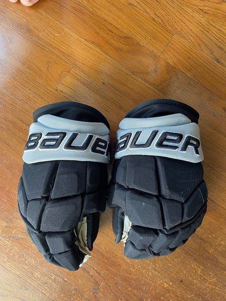 Pro Stock LA Kings 13” Bauer Ultra Sonic gloves “Kevin Fiala”