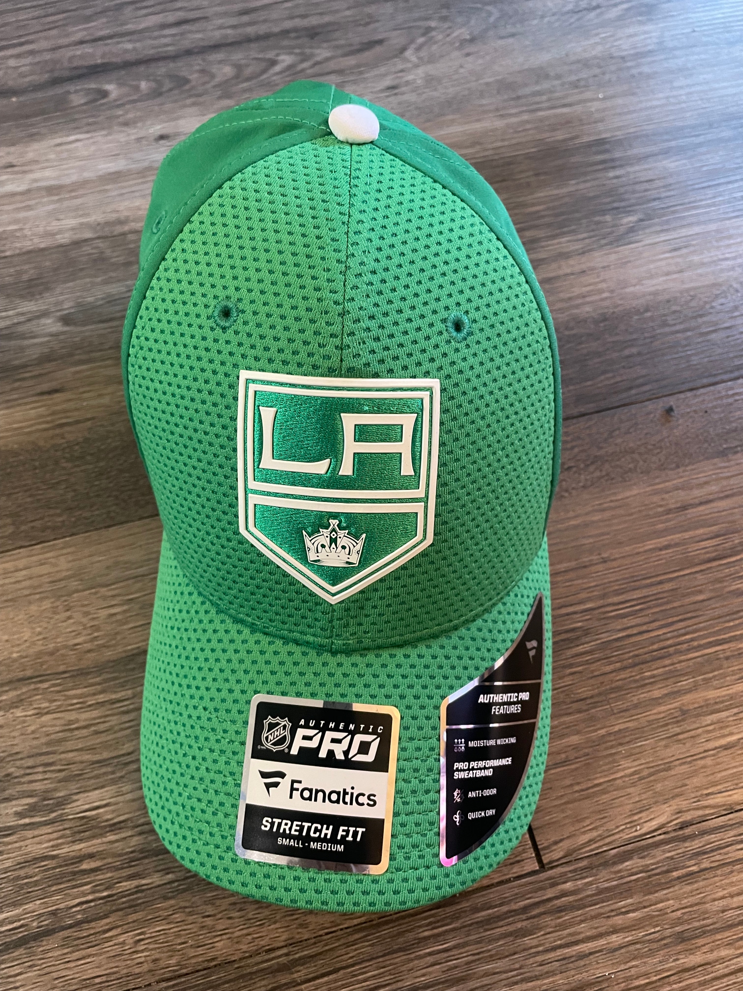 LA Kings Green New Men's Stretch S/M Hat