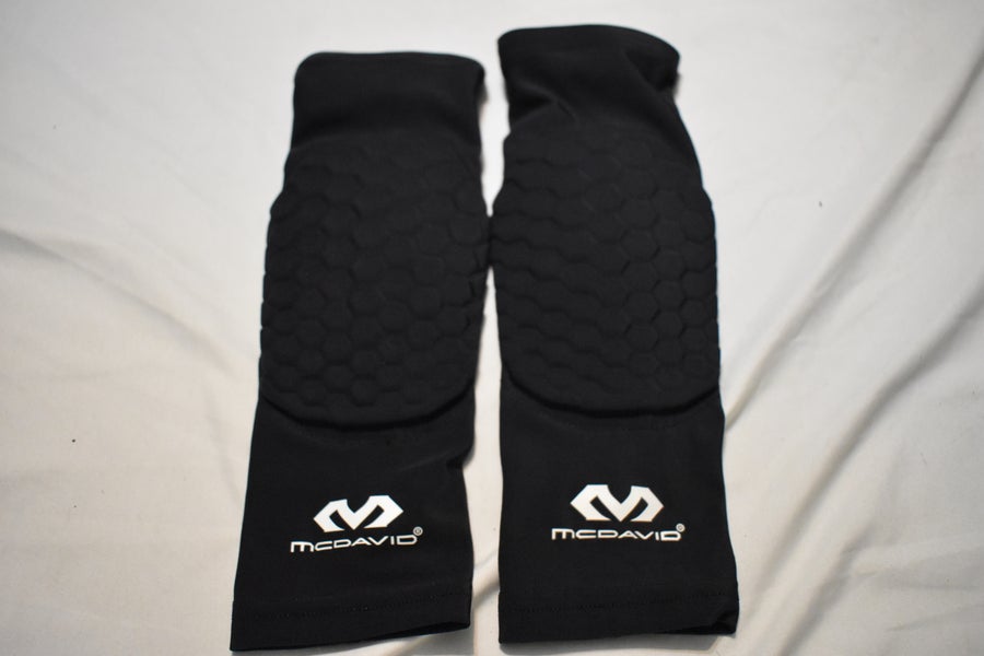 NEW - McDavid Compression HEX® Sleeves (Pair), Black, Youth