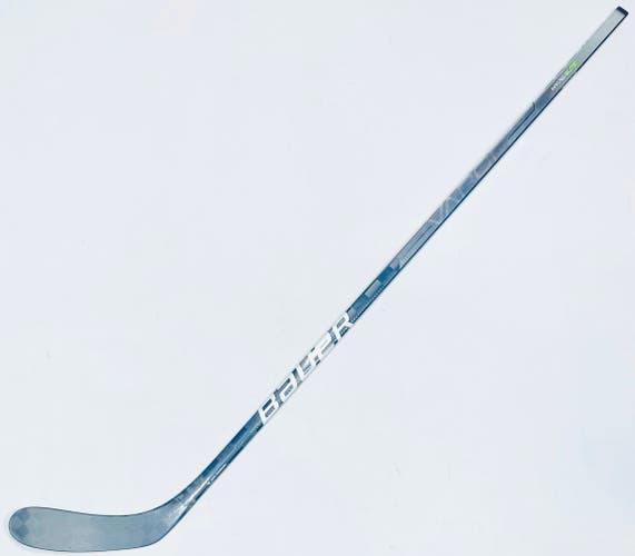 Like New Custom Silver Bauer Vapor Hyperlite Hockey Stick-RH-Kucherov Pro Curve-70 Flex