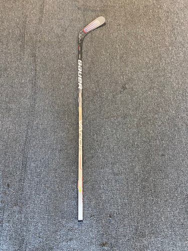 NEW Senior Right Handed P92  Vapor Hyperlite Hockey Stick