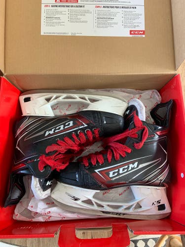 Used CCM Size 8 JetSpeed FT470 Hockey Skates