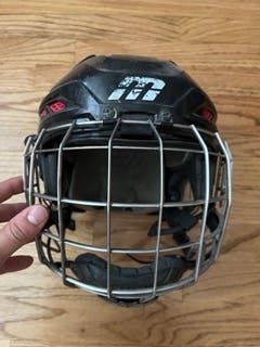 Used XS Bauer M11 Helmet + cage included!
