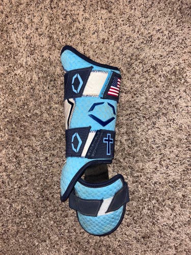 Blue Used Senior EvoShield Shin Guards Leg guard