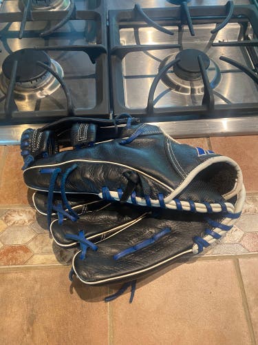 Used Left Hand Throw 11.5" Baseball Glove