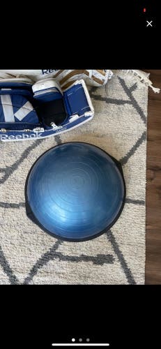 BOSU ball Like New